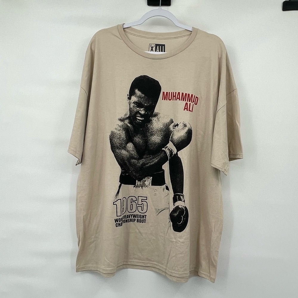 Muhammad Ali nwot cream graphic short sleeve tee
